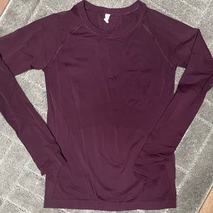 Athleta long sleeve top in plum color